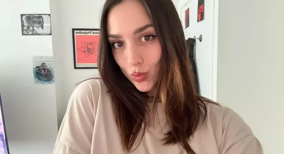 Just your friendly 20yo mom of 2
