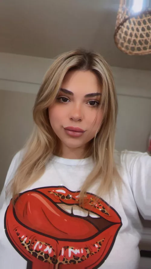 Sometimes you just need to connect with someone on a deeper level. I’m here for it.
22F