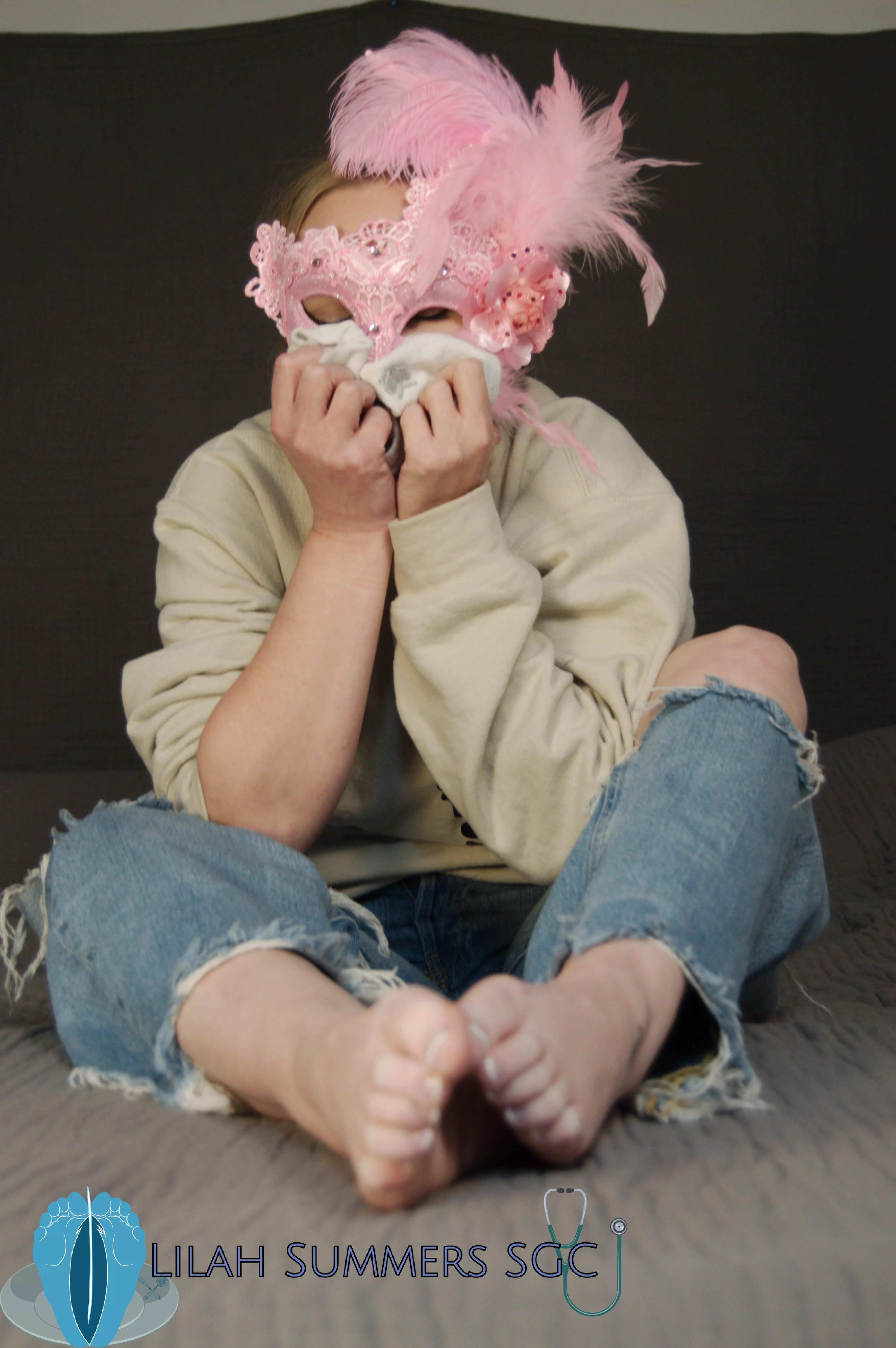 These have a very distinct smell, almost like flowers mixed with sourdough starter and a hint of salt water