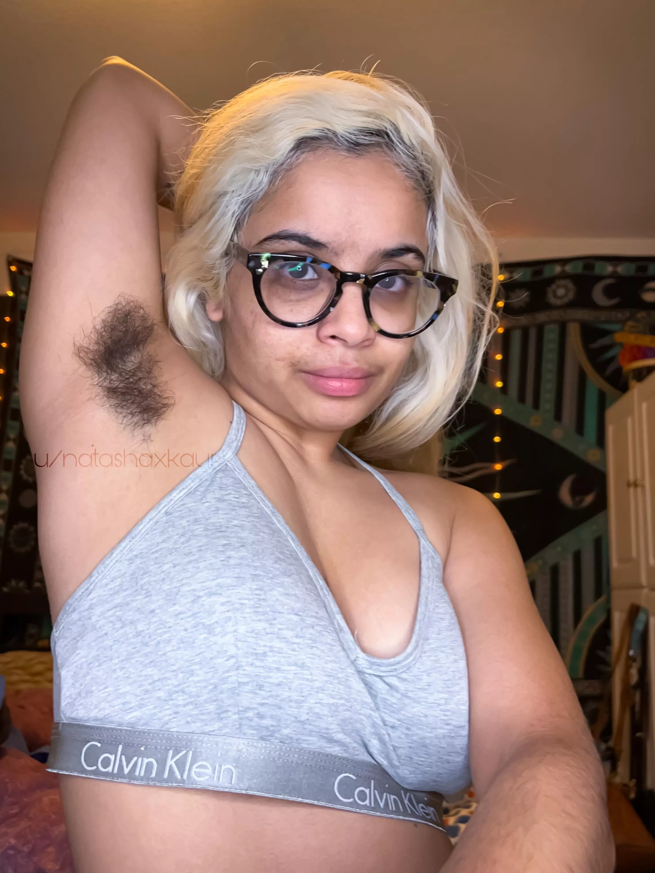 Thick and fluffy armpit hair