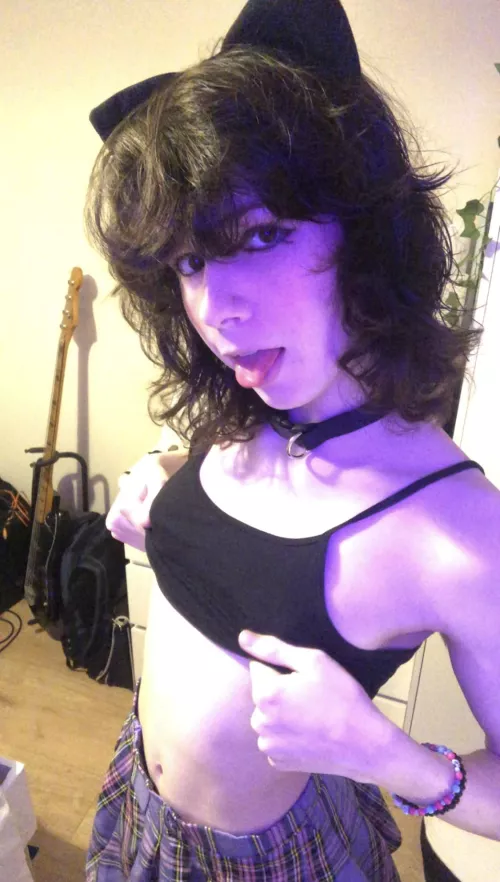 Wanna rub this puppy’s tummy?