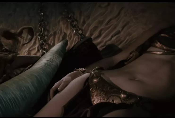 What dod leia feel when layed down on jabba 