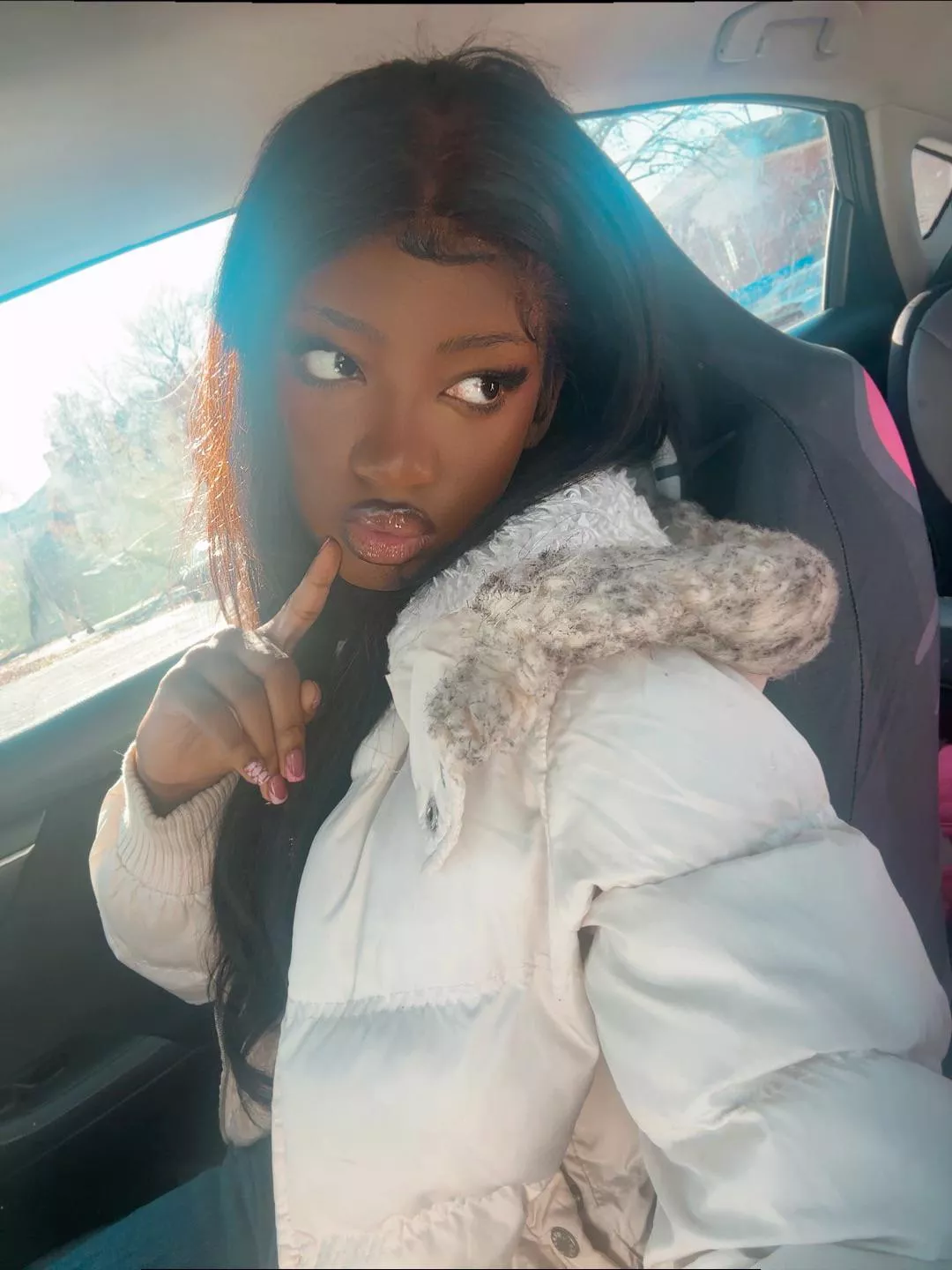 White sissy’s only exist to serve ebony goddesses 