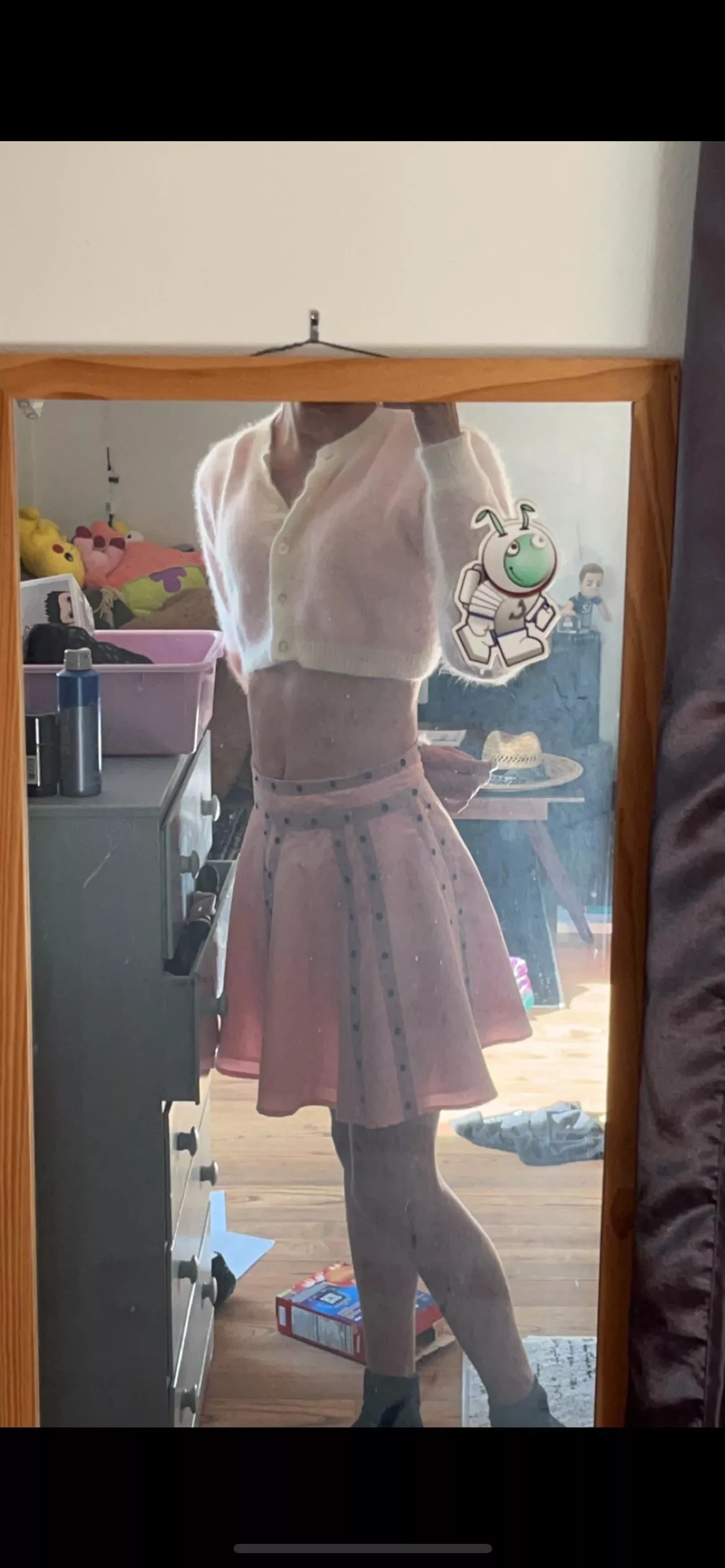 who tryna add a femboy into the mix ;)