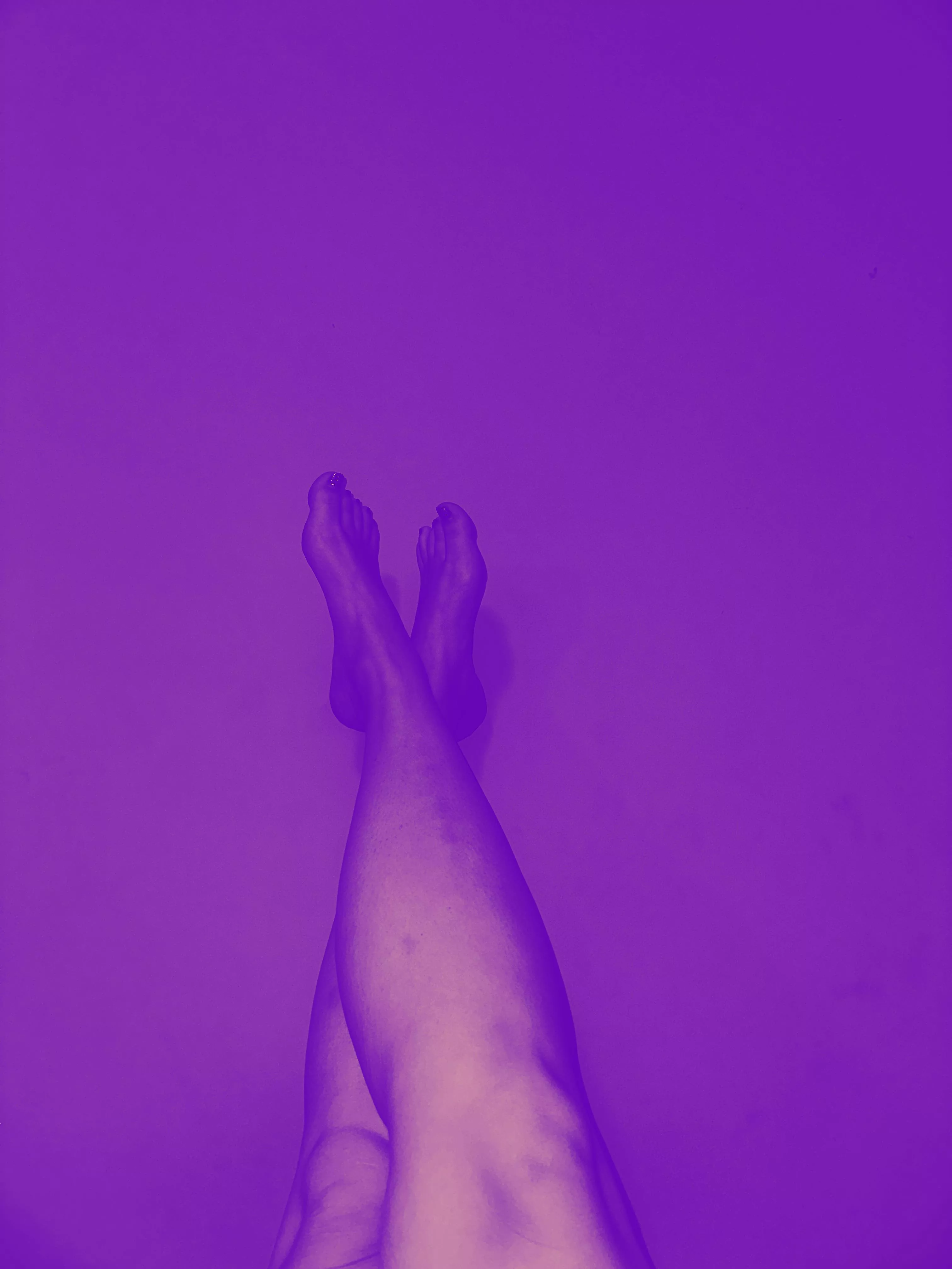 Wishing you were my foot stool again ?? π§ππ Wishing you were my foot stool again ?? π§ππ