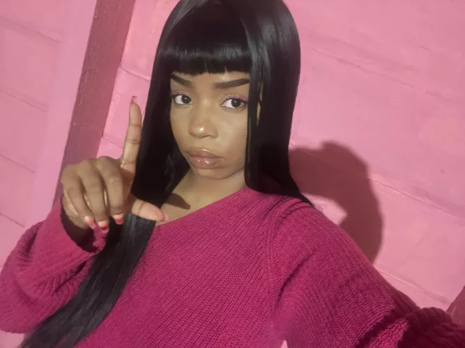 Worship the ground I walk on 🧎