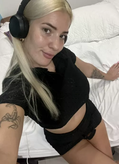 Would you fuck a girl w tits like mine
