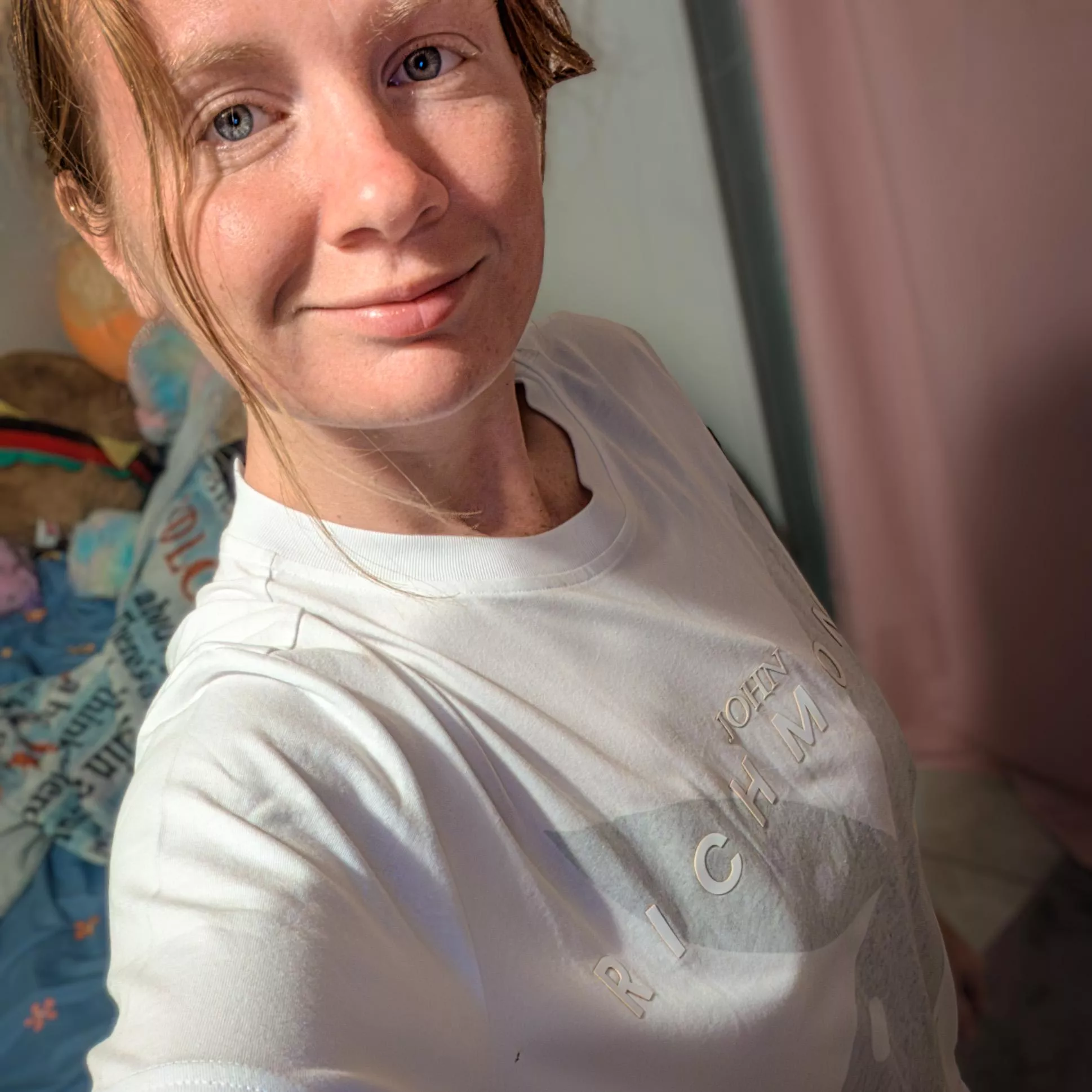 you find me in your bed, are you alarmed?🚨