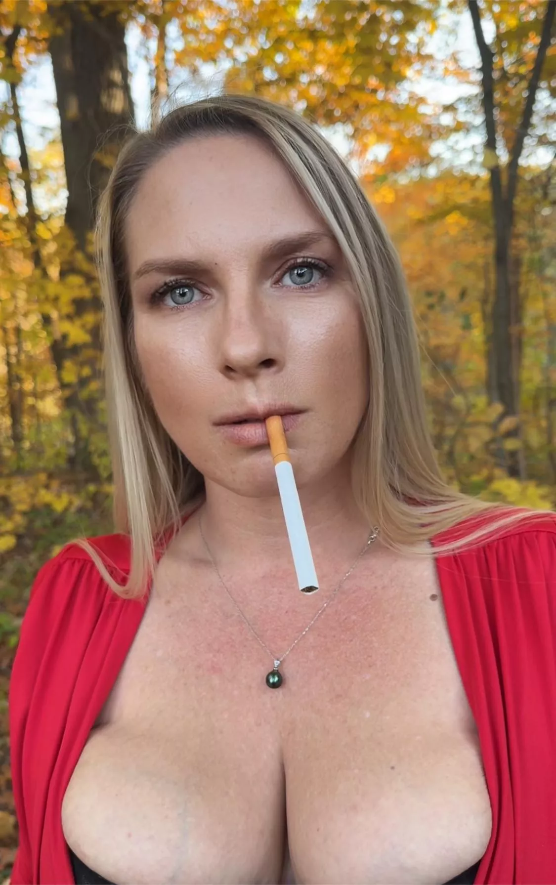 You got a light? 💋