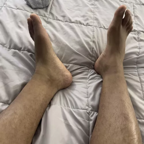 You like my toes?
