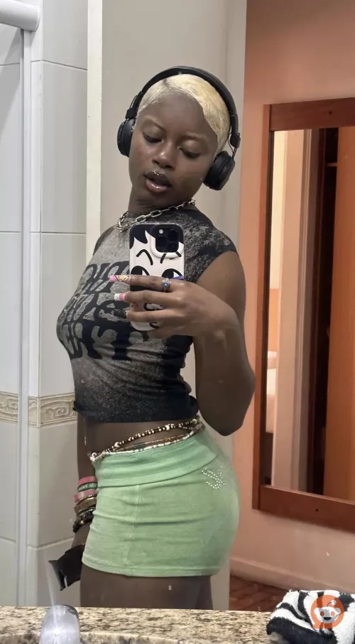 You live and breathe to serve me anything else you do is a waste of time.💋