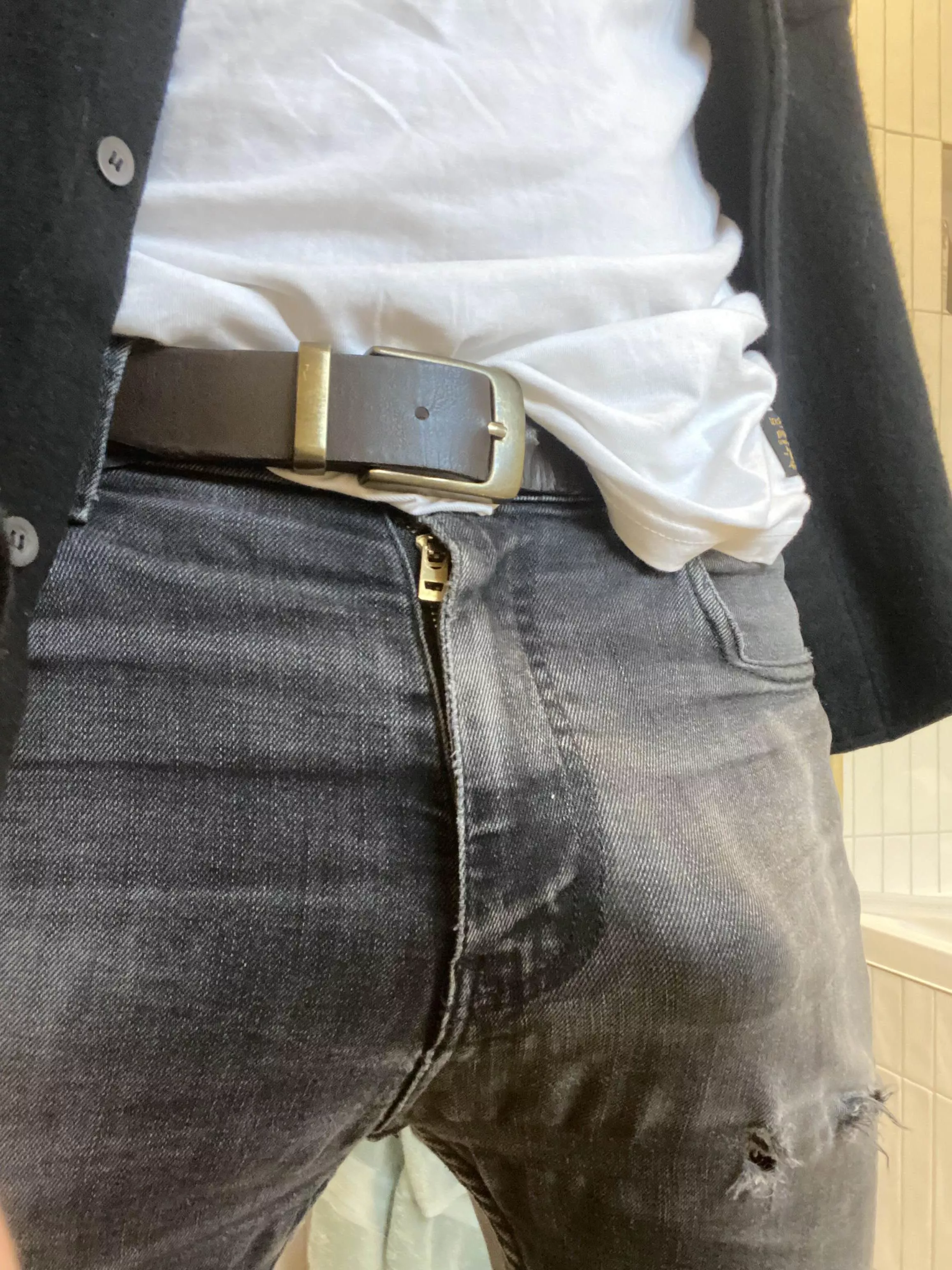 36 [M4F] Englishman in #Miami