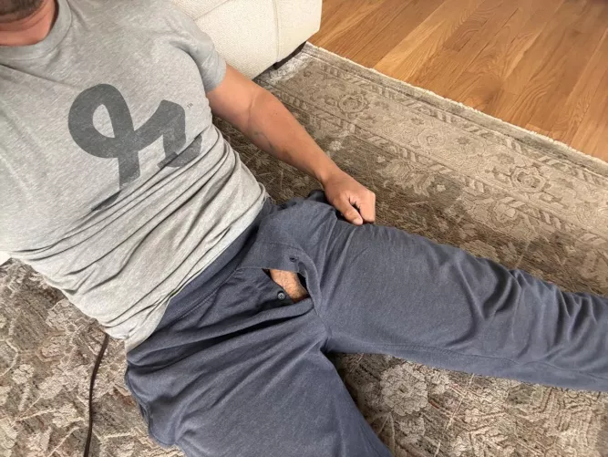 Are blue sweats OK here?