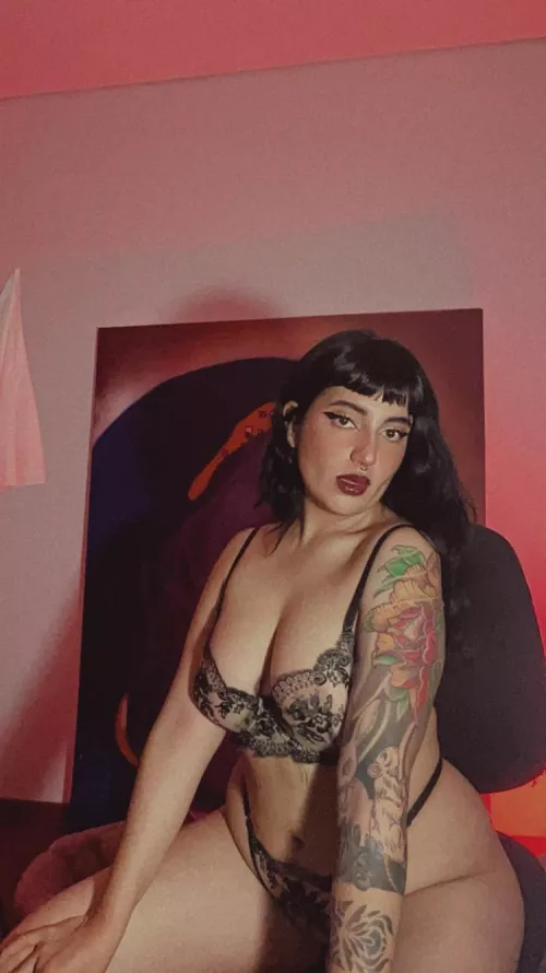 Are you ready to play? The night is just beginning and I feel ready for all kinds of fetishes  [gfe][vid][pic][custom][bdsm][dirty][roleplay] and more! Can verify! 