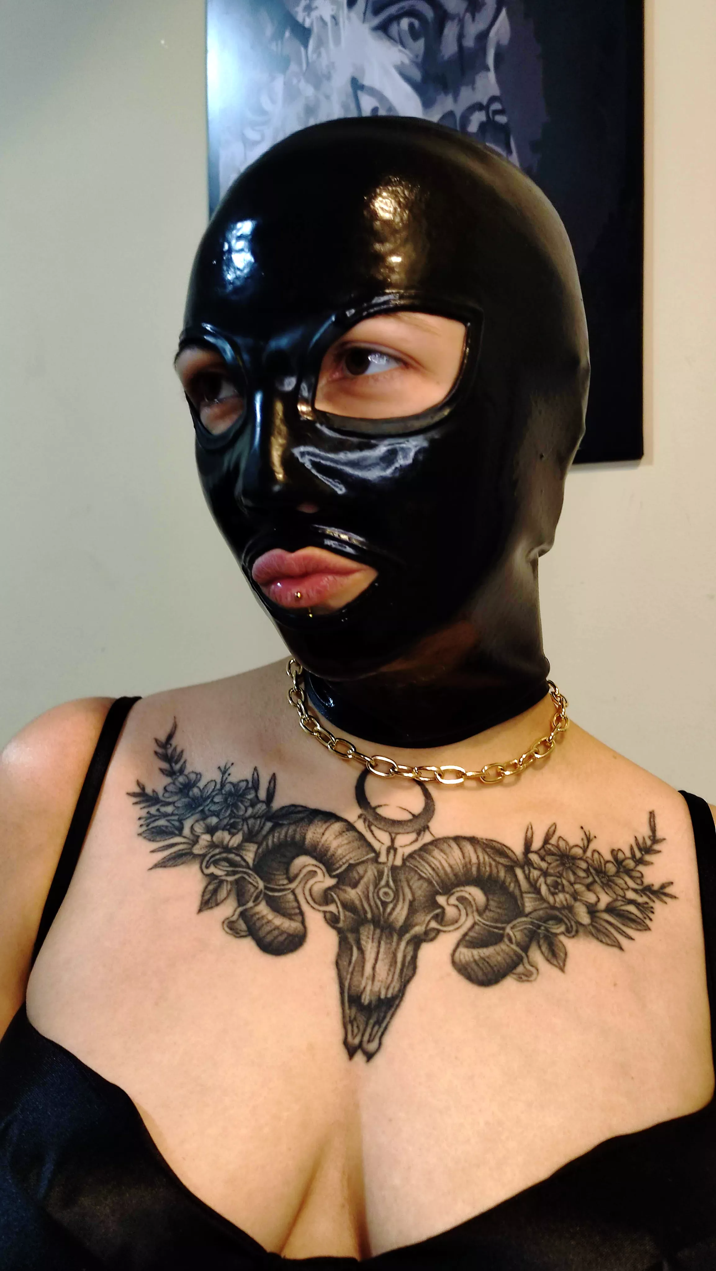 Brazilian girls like latex too 😉