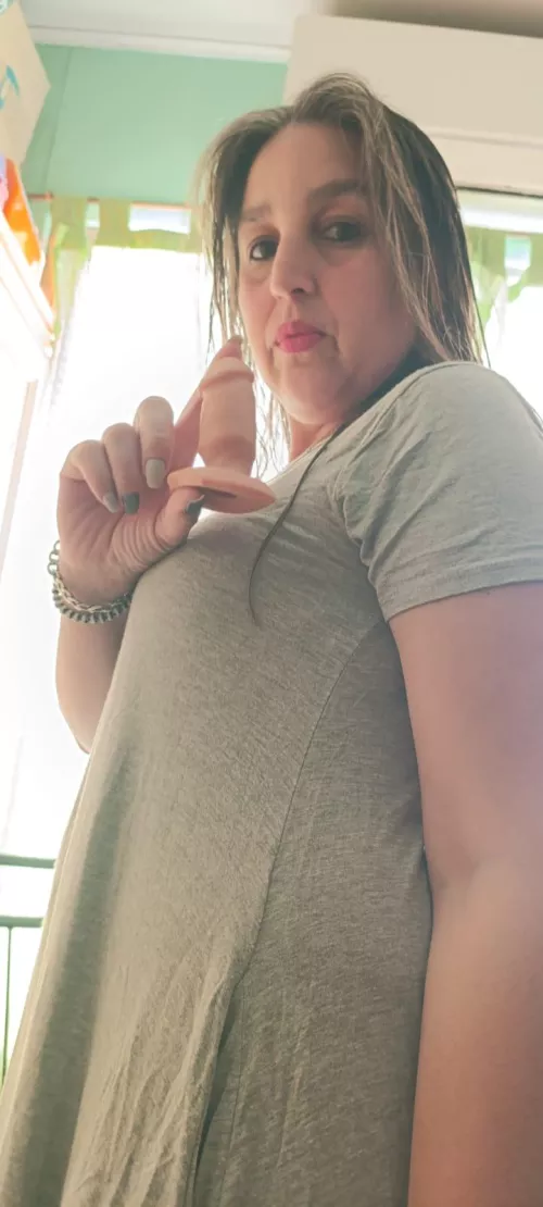 Check out the size and tell me if I can humiliate you!👅🤏💦