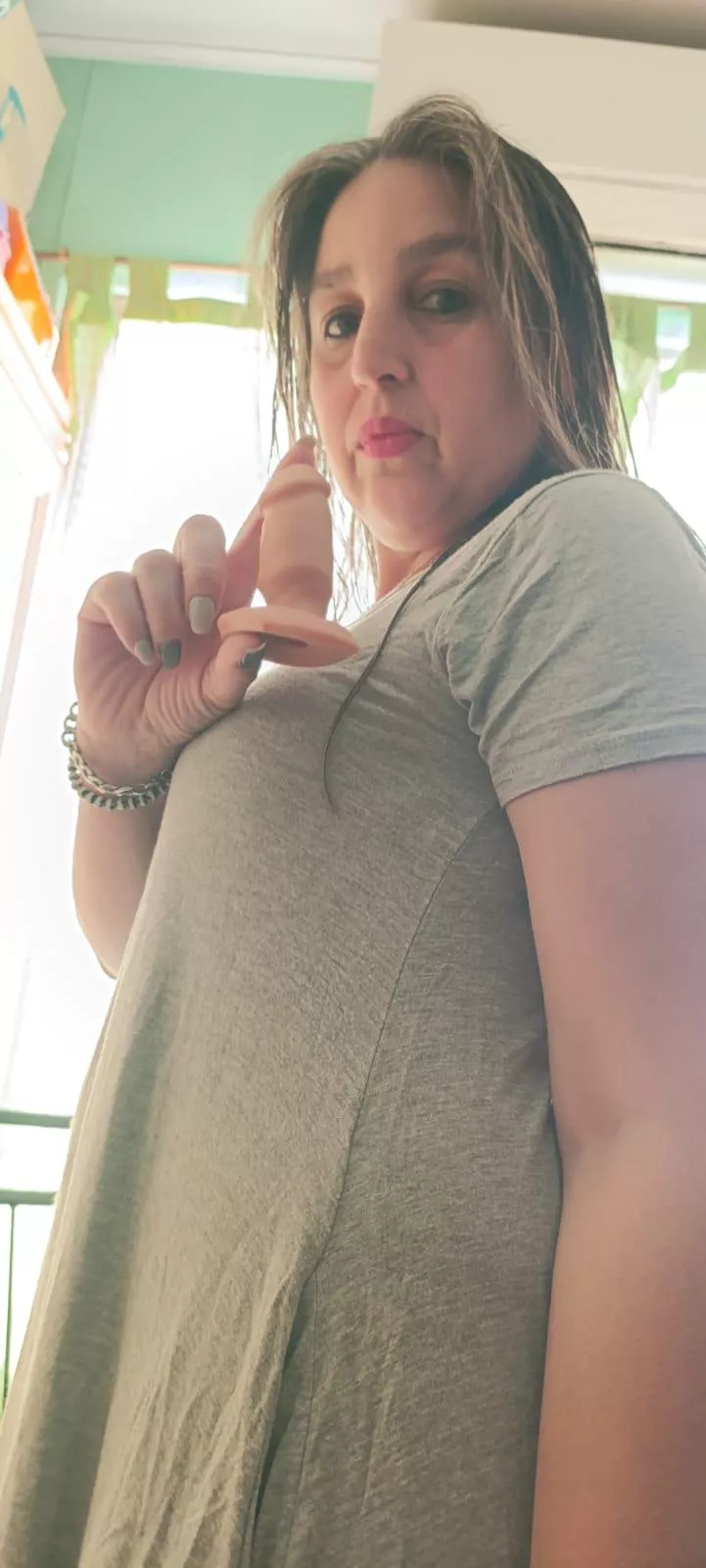 Check out the size and tell me if I can humiliate you!👅🤏💦