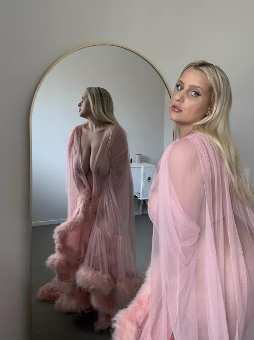 Cum say hi to my Brisboobies! $3.50 sale!