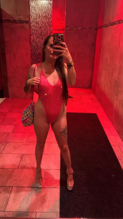 Do you prefer boots or sandal style?