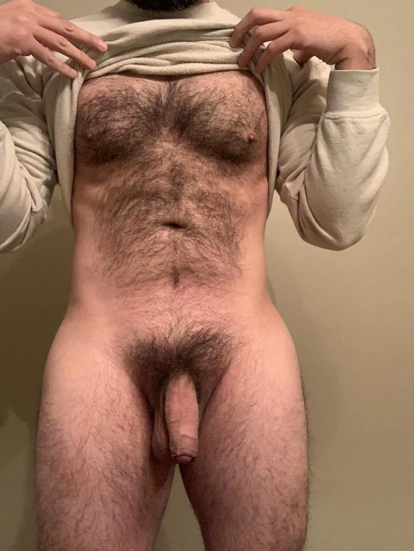 Do you think my bush looks sexy? 