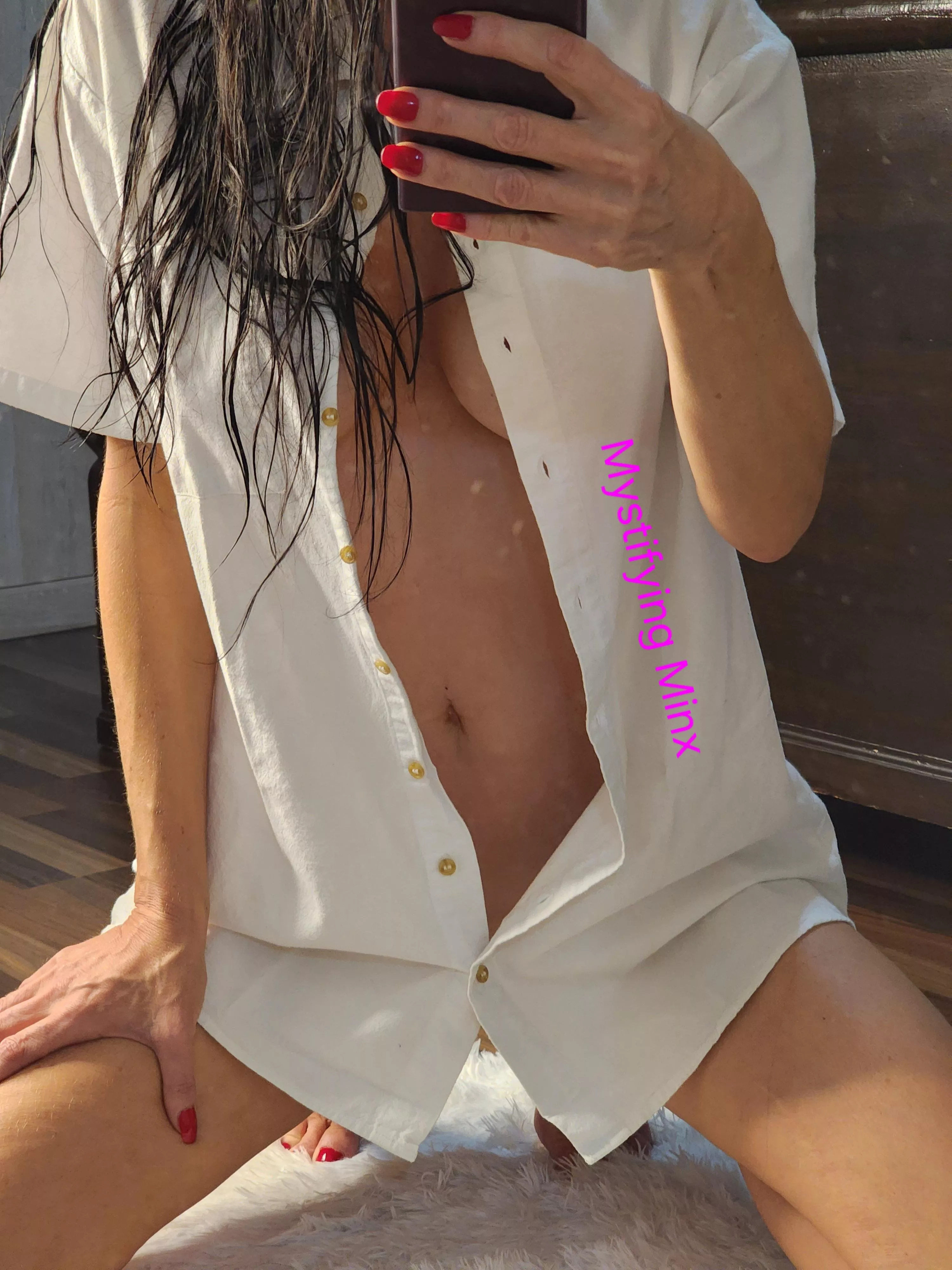 Fresh out the shower....mind if I use your shirt 🫦