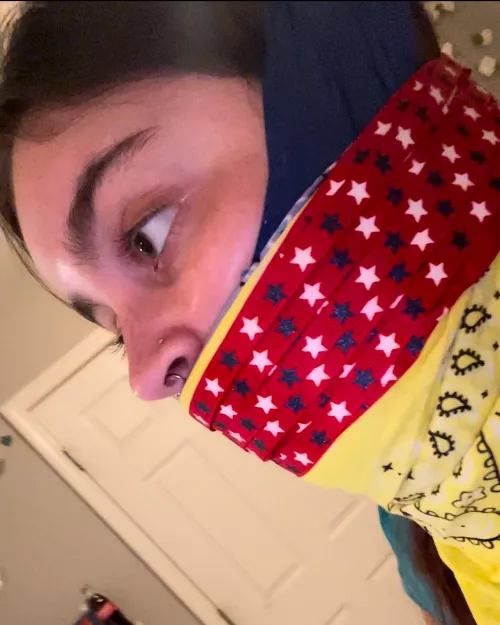 hopefully one day i find a partner who loves gagging me 