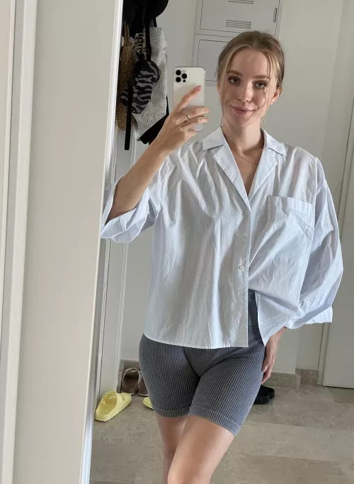 I am ready to be your personal fuck toy