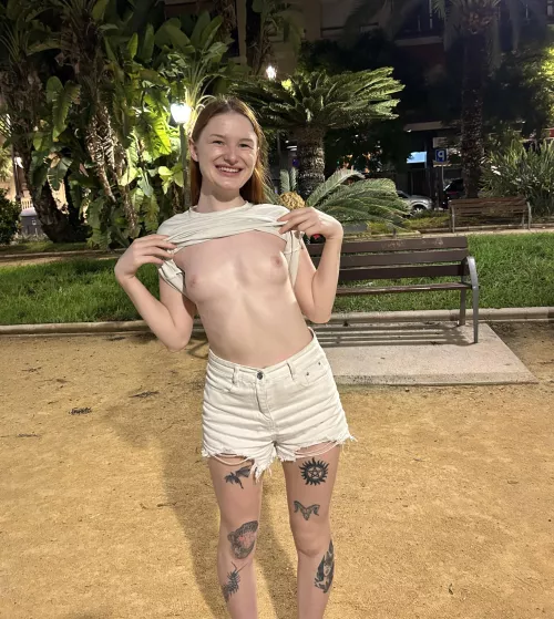 I love it when passersby peek at my boobs