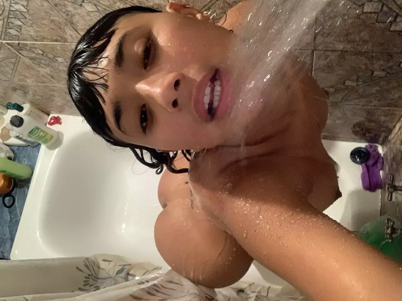 I'm horny, wanna fuck	 