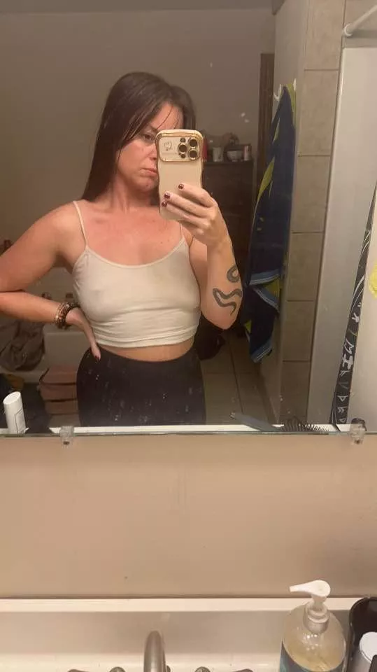 New Shirt. I like it. 