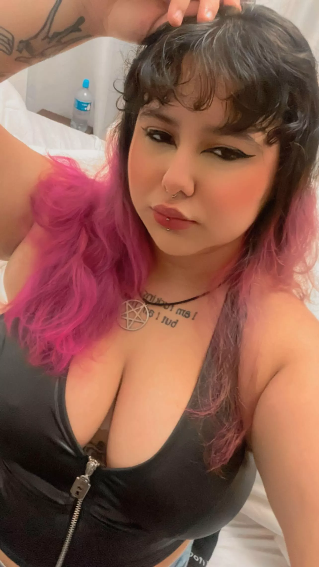 Oh if the zipper fell down