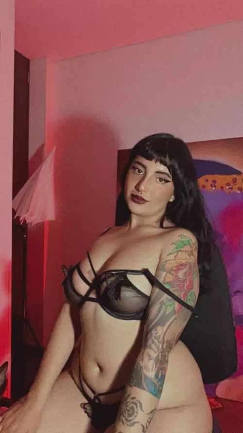 [selling] I know you would love to go crazy with me, so don't be shy and dm me right now! Ready for [gfe][vid][pic][custom][bdsm][dirty][rollplay] Can verify! Very fetish friendly to fulfill all your fantasies!