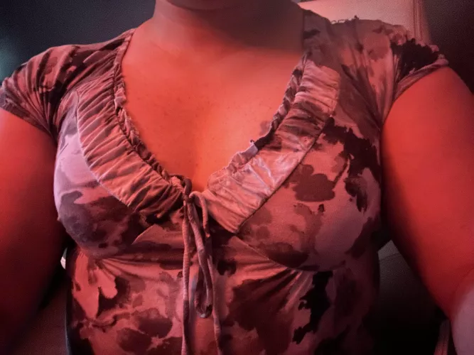 Someone cum ruin this blouse of mines 