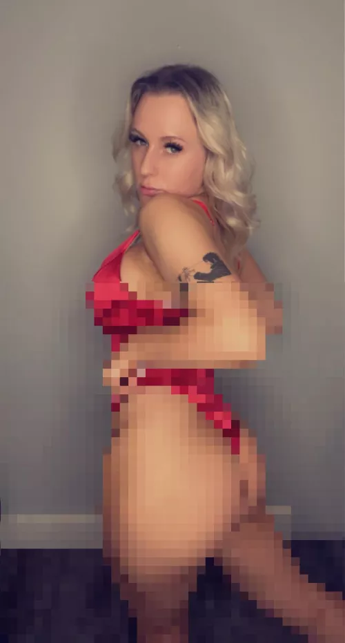 Sorry, your beta dick is too tiny for my big ass 