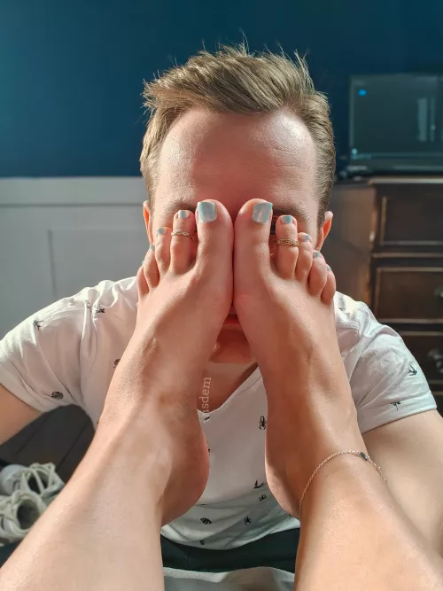 This is you as I get pounded by a real man 🤭