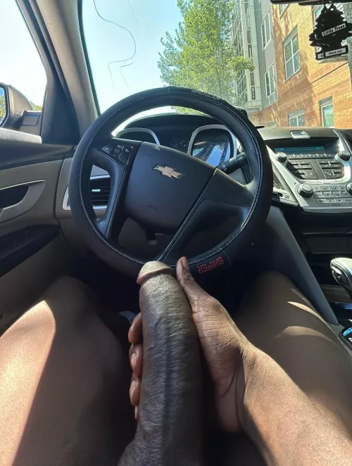 22 bbc top looking for SMOOTH BUBBLE butt bottoms to trade with and maybe twerk for me on live, SEND ASS pics if u want a response snap: sw3rv3n 