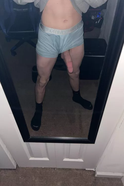 bend over in front🤫