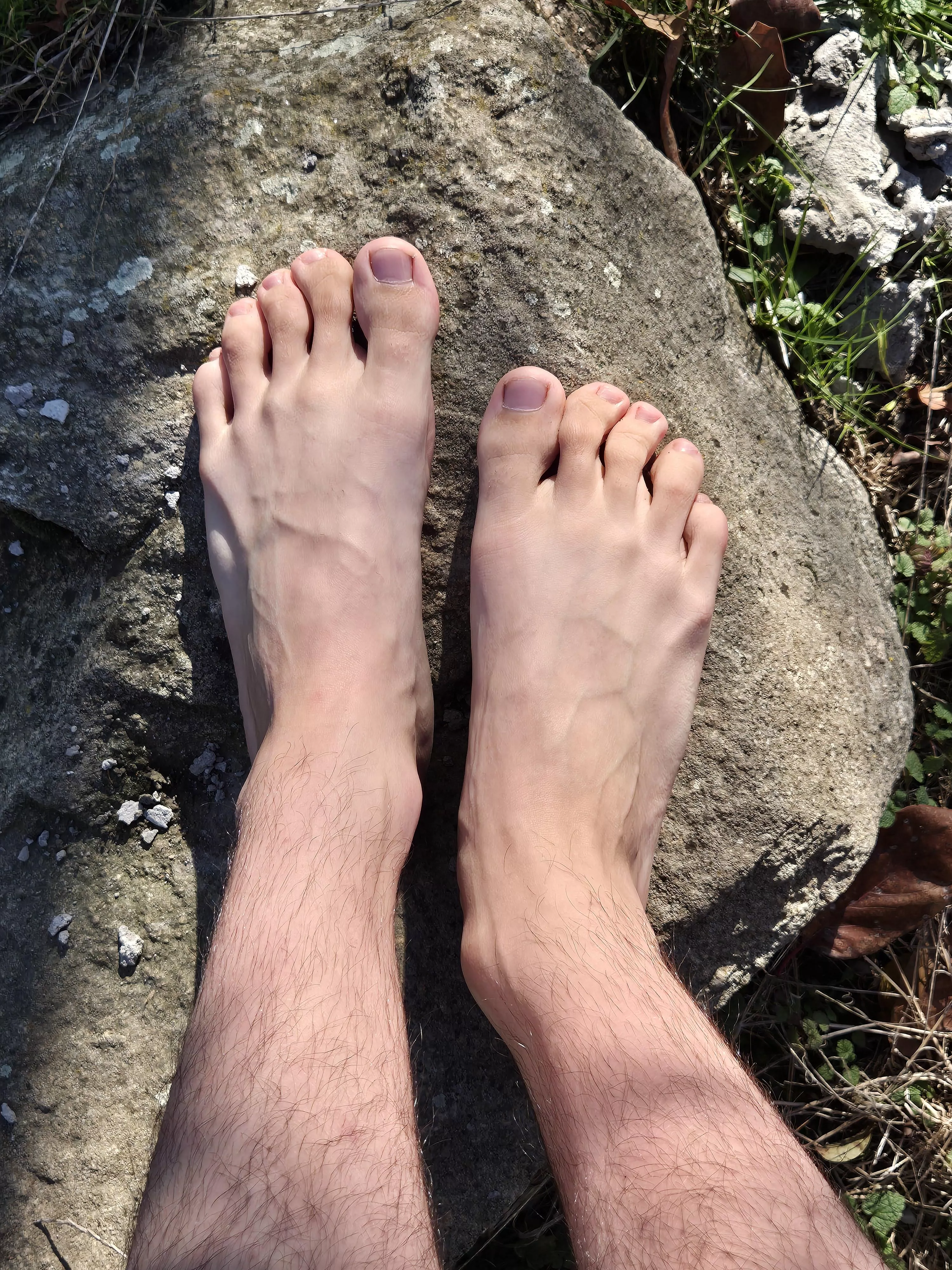 Do you wanna hang out with me?😋