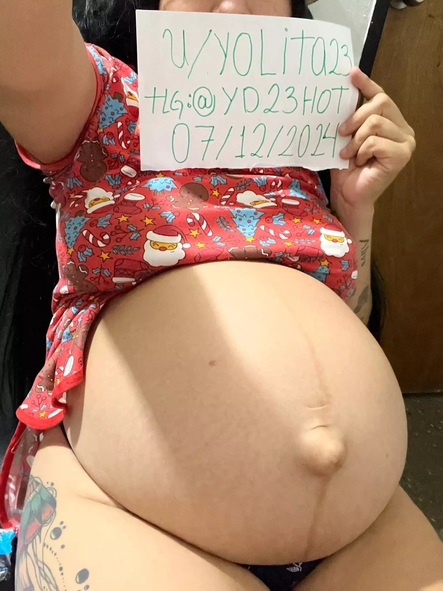 Hello love, I am available for all your desires, sexy and horny, 8 months pregnant.