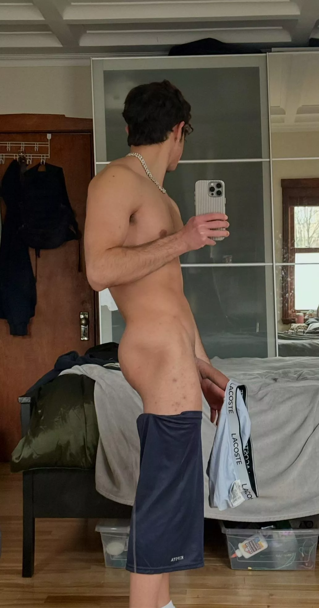 How do I convince you to come on your knees? 🤭