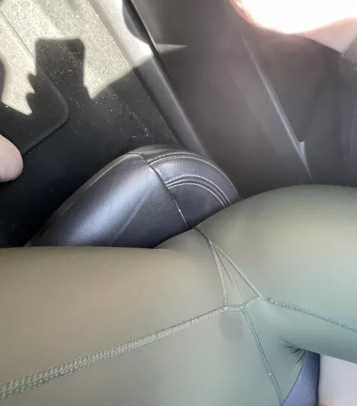 I hope I get breed by so many strangers today 🤤