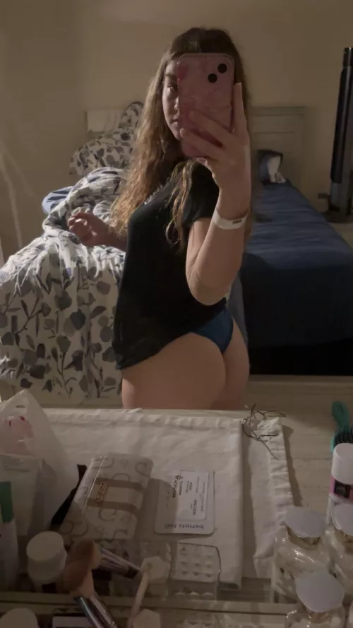 I need abuse right now 😋hmu plz daddy