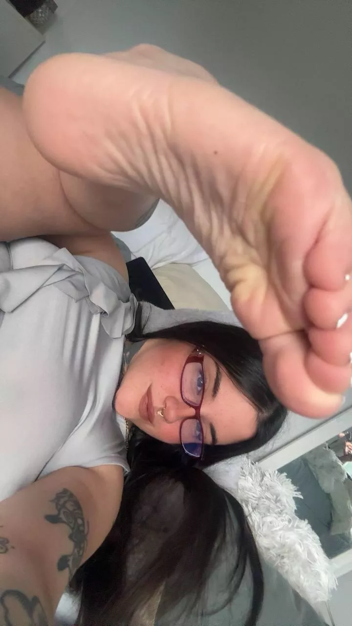 I really need a new foot slave to clean and worship my cute little feet