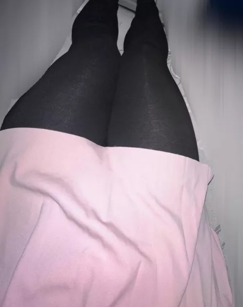 in my skirt and leggings