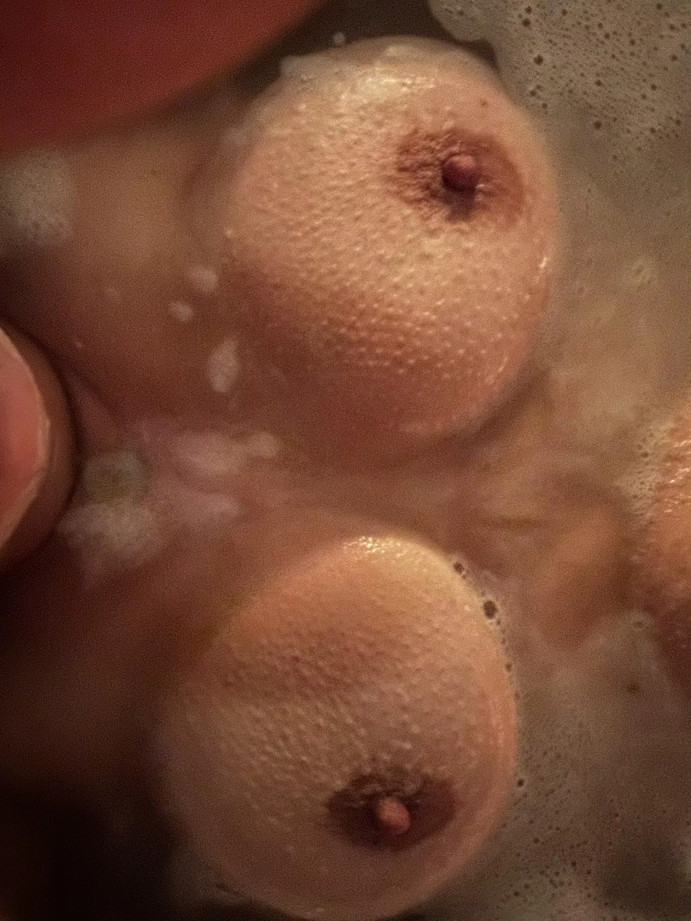 It’s cold outside of the bath!!