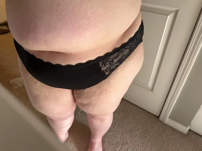 I’ve been wearing these all day thinking about you 🥵💋😈