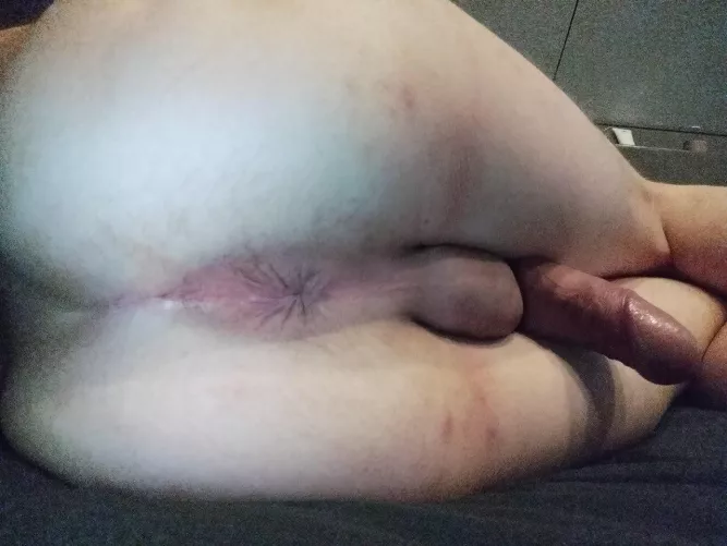 Lekker kontje en grote lul zoekt iemand die kan neuken 