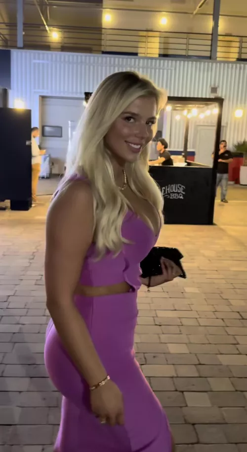 Luxydutch wenst iedereen een fijne zaterdag toe 