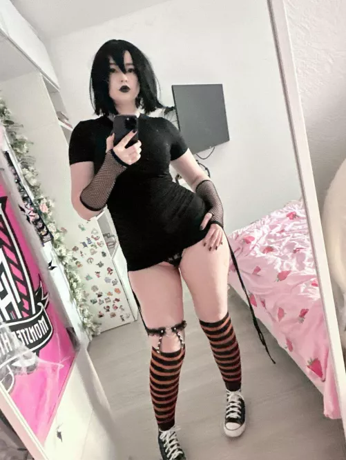 Mavis [Hotel Transylvania] by (heraclitus)