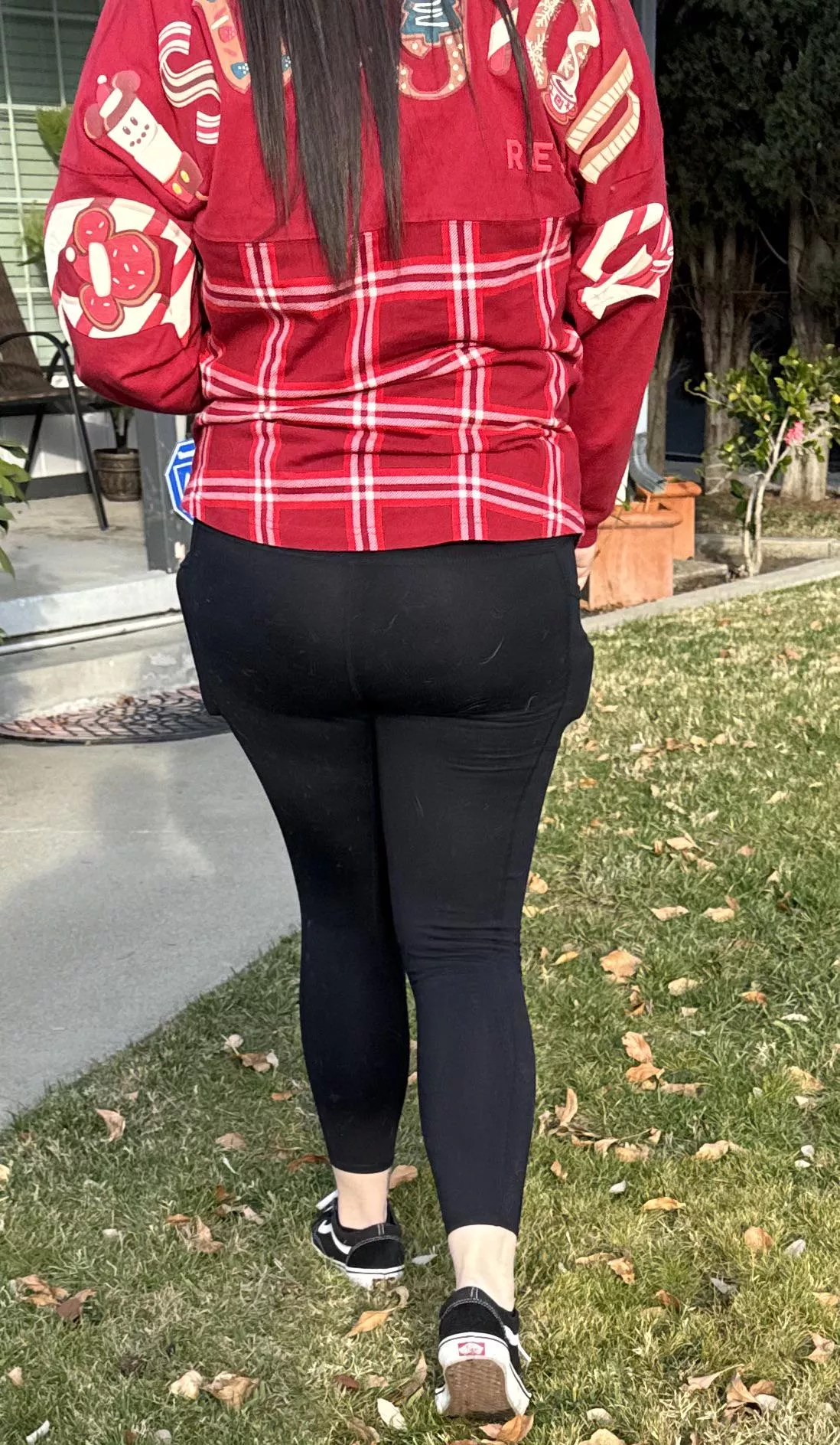 My gf thinks if I go to the bar like this, I’ll be anally gang raped.. 🥲🥰